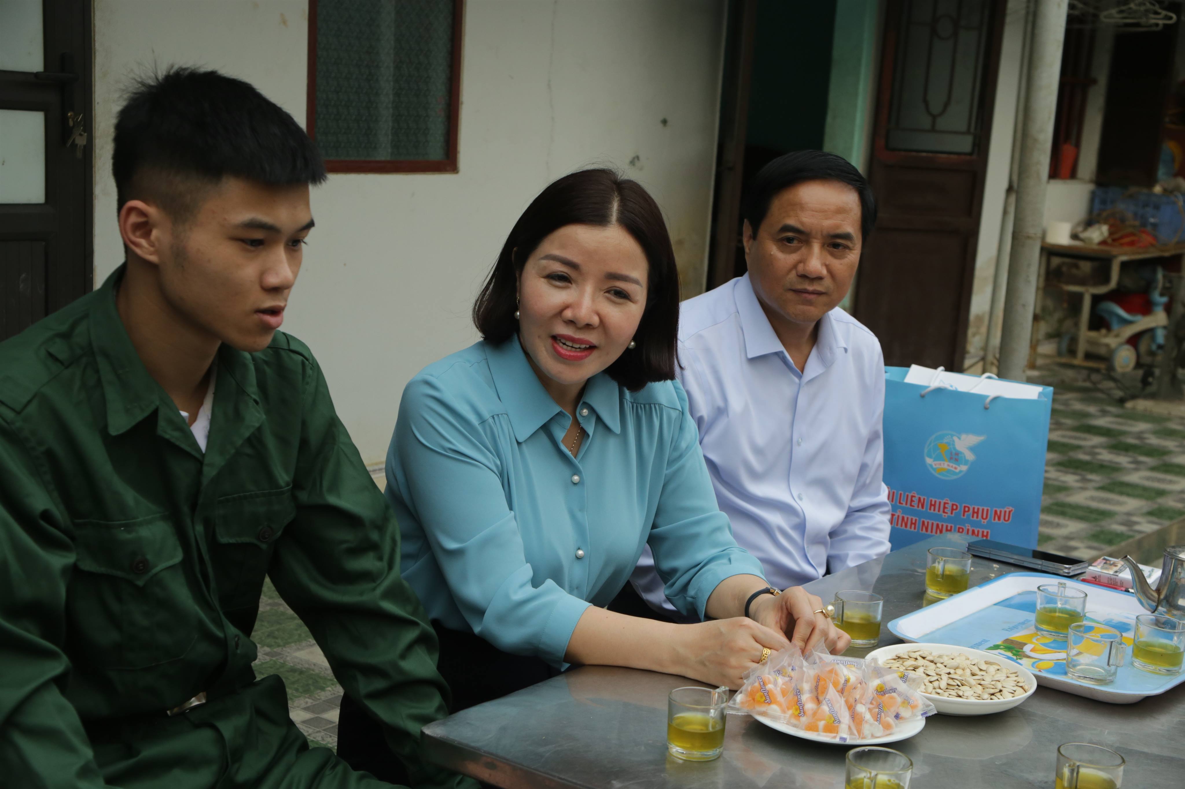 anh tin bai